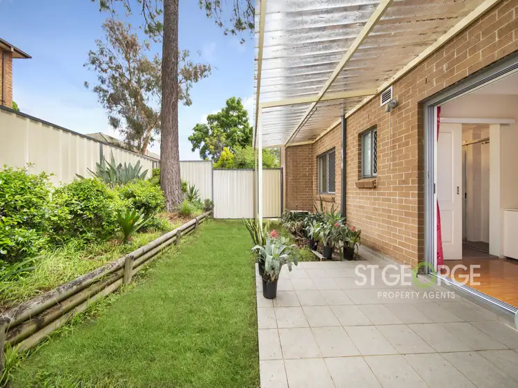2/21 Austral  Street, Penshurst NSW 2222