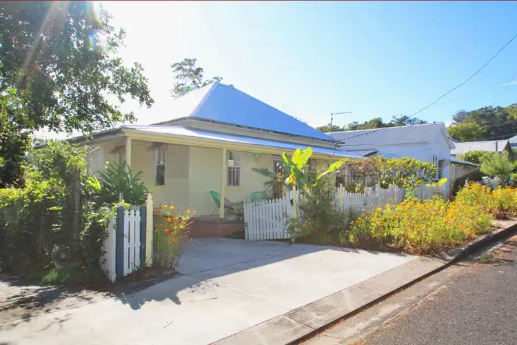 33 Wharf Street, Maclean NSW 2463