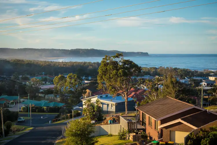 17 Bayview Drive, Tathra NSW 2550