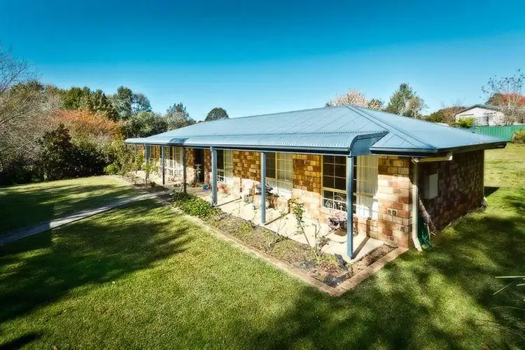 9 Cypress Street, Dorrigo NSW 2453