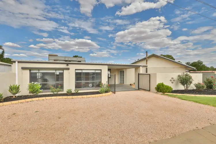 74 William Street, Gol Gol NSW 2738