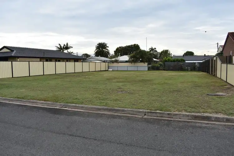 13 Columbia Drive, Beachmere QLD 4510