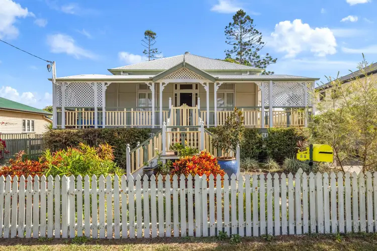 36 Biggs Avenue, Beachmere QLD 4510