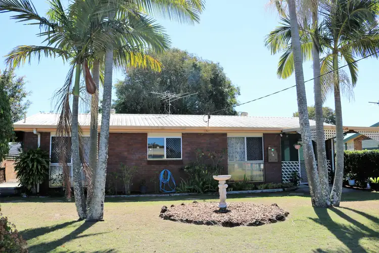 16 Moatah Drive