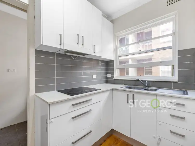 2/36 Victoria  Avenue, Penshurst NSW 2222