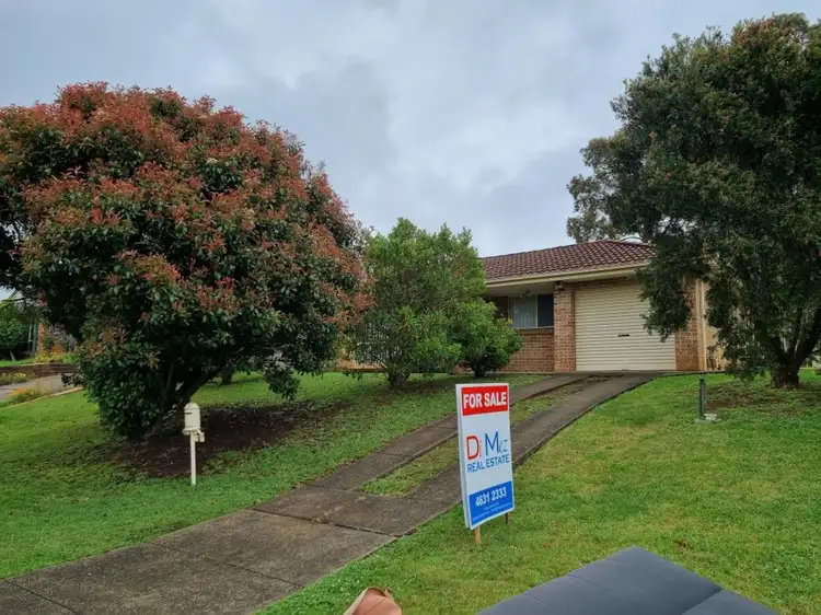 8 Bardolph Avenue, Rosemeadow NSW 2560