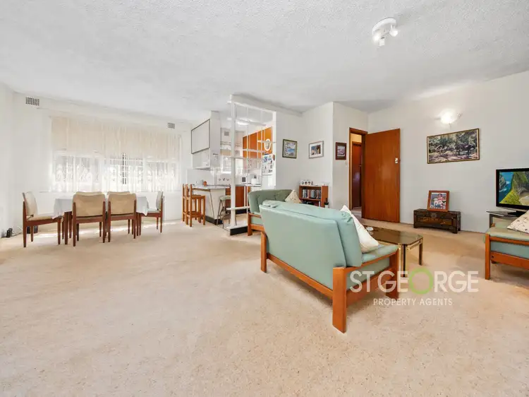 2/32 Millett Street, Hurstville NSW 2220