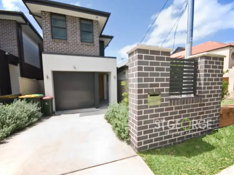 24 Carruthers Street