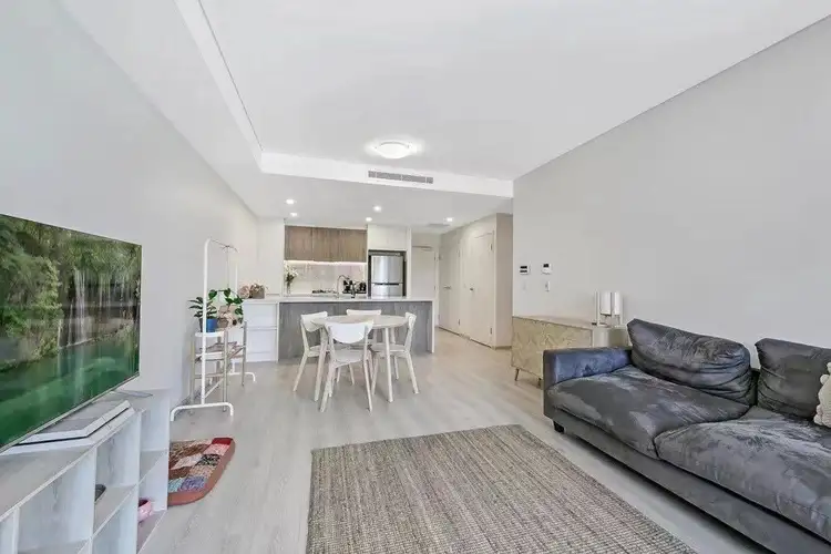 1 Herlina  Crescent