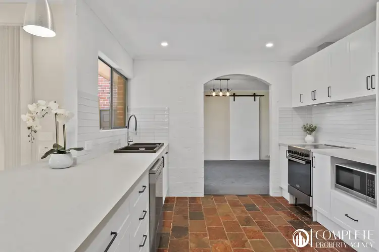 39 Greville Avenue