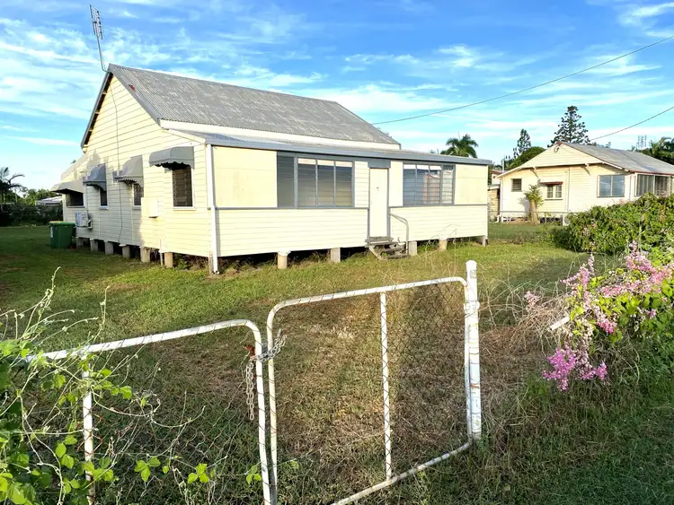 90 Railway  Street, Ayr QLD 4807