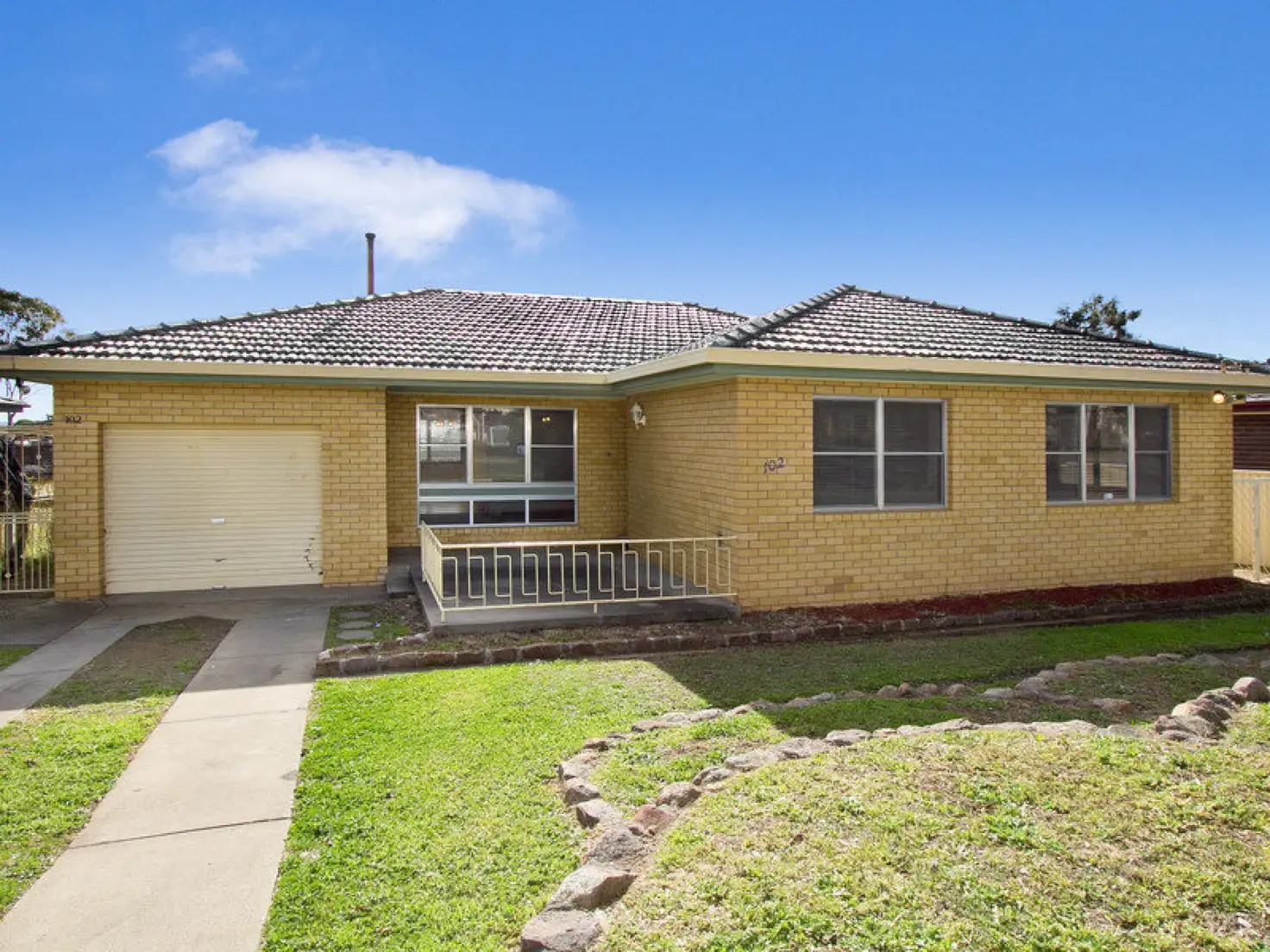 Main view of Homely house listing, 102 Robert Street, South Tamworth NSW 2340