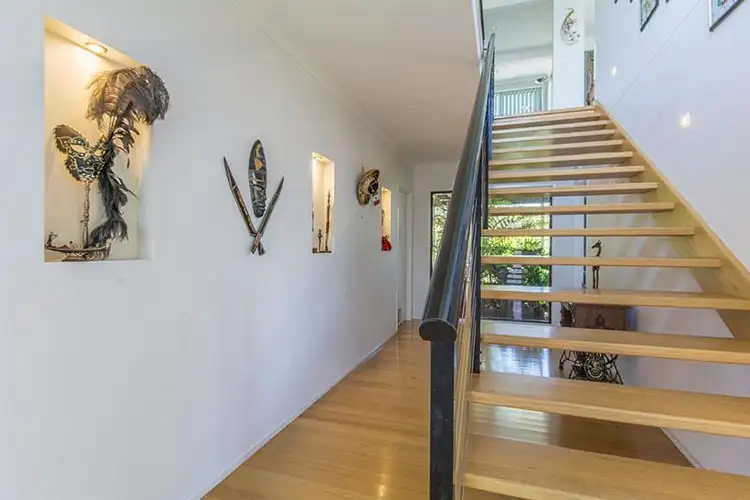 Second view of Homely house listing, 3 Camilla Court, Mirador NSW 2548