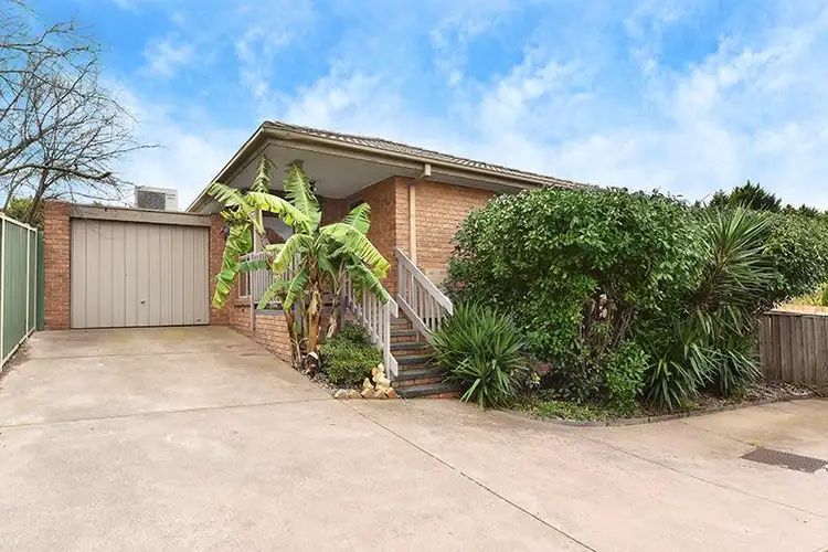 Main view of Homely unit listing, 2/16 Temby Close, Endeavour Hills VIC 3802