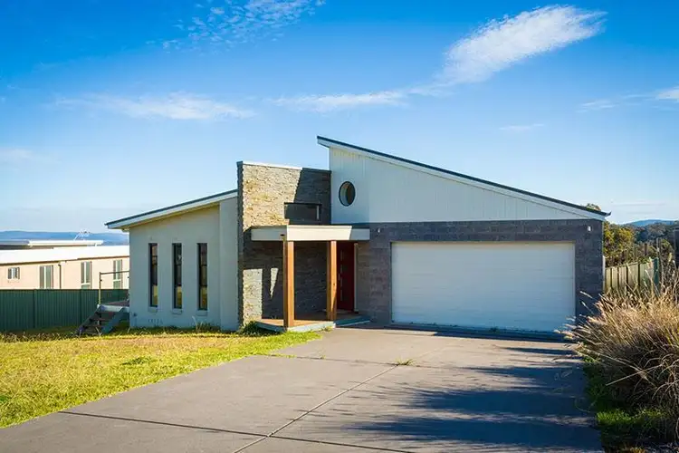 Second view of Homely house listing, 43 The Crest, Mirador NSW 2548