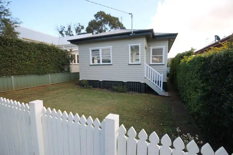 5A Ranfurley  Street, Newtown QLD 4350