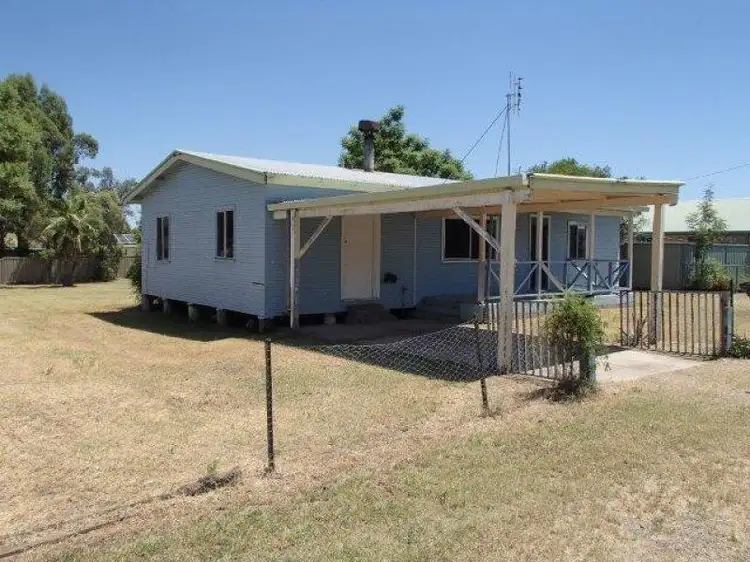 18 Kemp Street, Texas QLD 4385