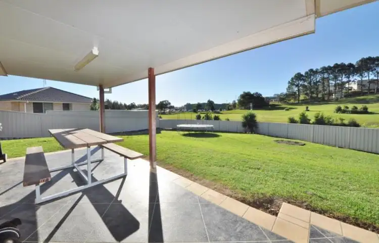 7 Crispin Cove, Macksville NSW 2447