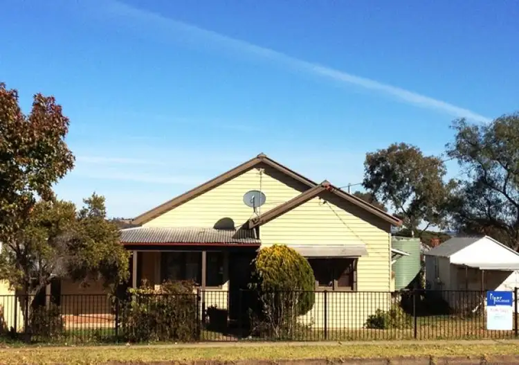 20 Goddard Street, Coolah NSW 2843