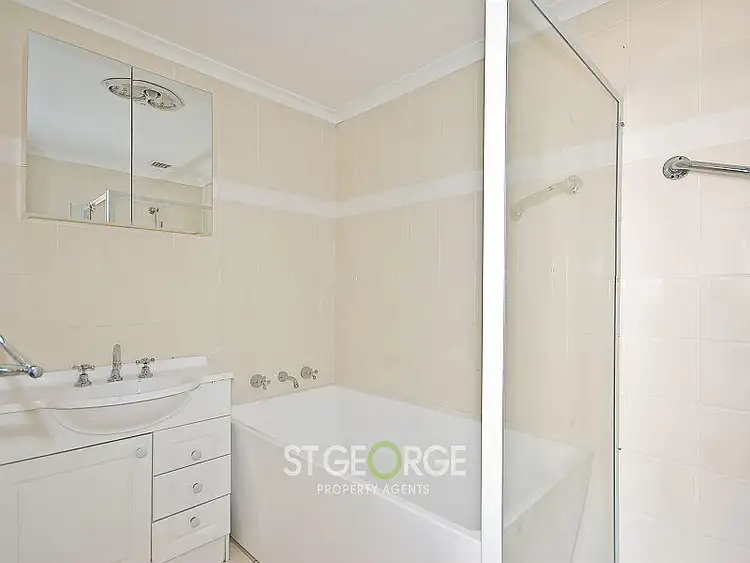Seventh view of Homely apartment listing, 3/1-5 Apsley  Street, Penshurst NSW 2222