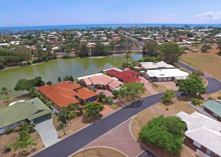 37 Lido Parade, Urangan QLD 4655