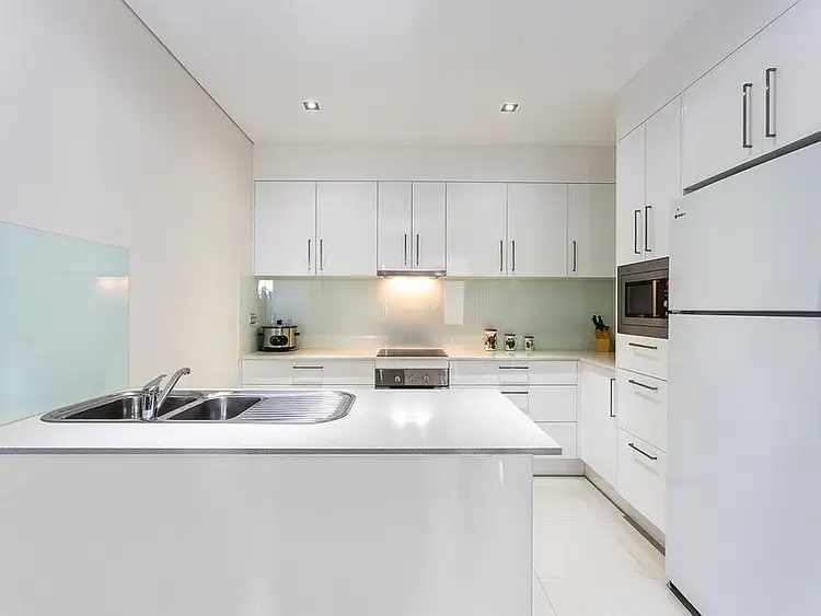 Sixth view of Homely apartment listing, 19/17 Marine Parade, Redcliffe QLD 4020