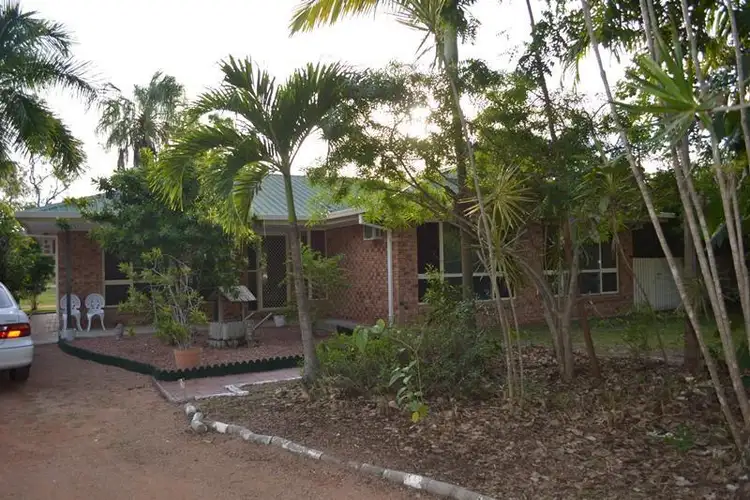 2 Grey Boots Circuit, Kelso QLD 4815