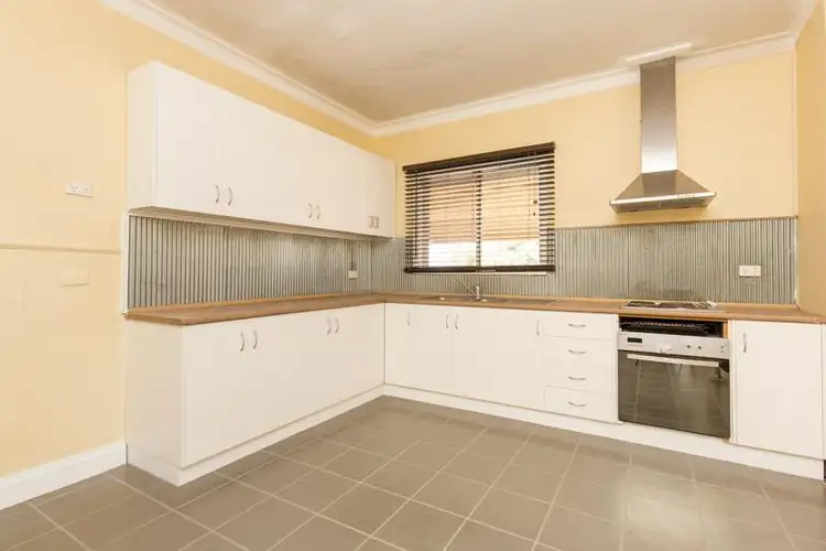 Fifth view of Homely house listing, 11 Friel Street, Buronga NSW 2739