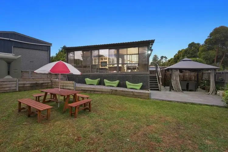 2 Bass Place, Endeavour Hills VIC 3802