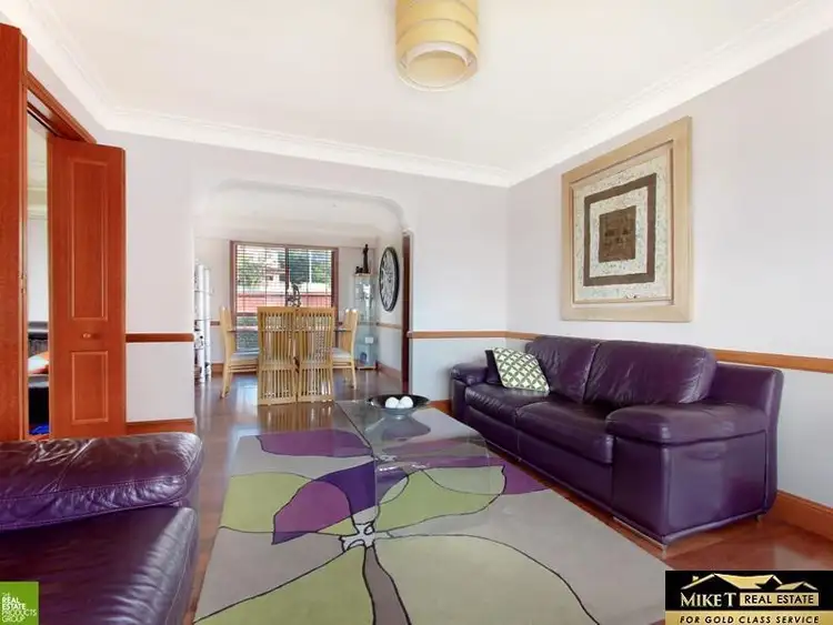 Fourth view of Homely house listing, 5 Appleby Close, Horsley NSW 2530