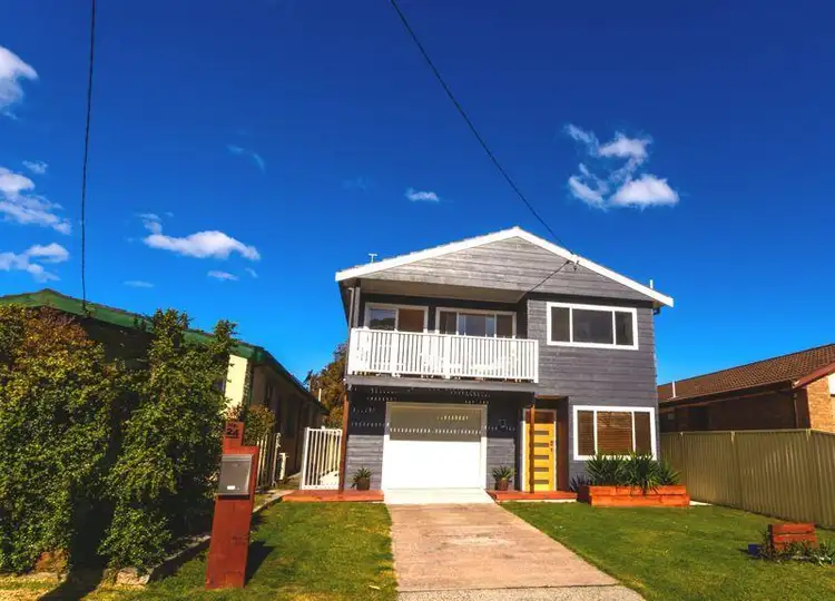 24 Marmion Street, Mannering Park NSW 2259