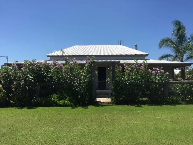 23 Severn Street, Texas QLD 4385