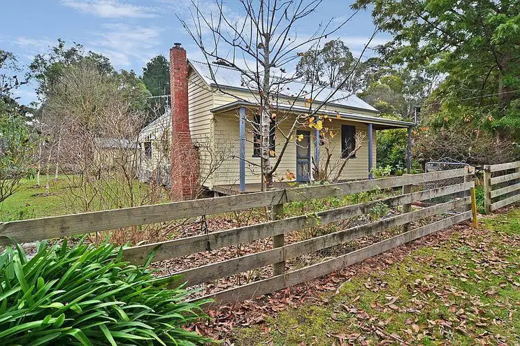 20 Wallaces  Road, Barwon Downs VIC 3243