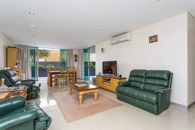 Fourth view of Homely apartment listing, 4/17 Marine Parade, Redcliffe QLD 4020
