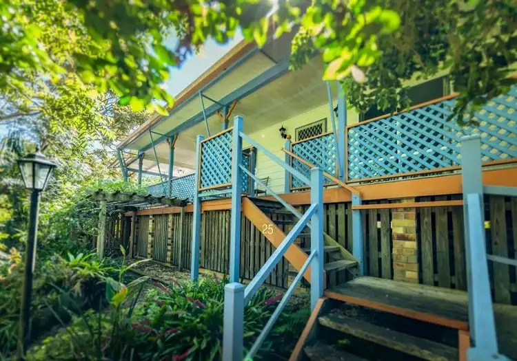 25 Tamarind  Drive, Bellingen NSW 2454