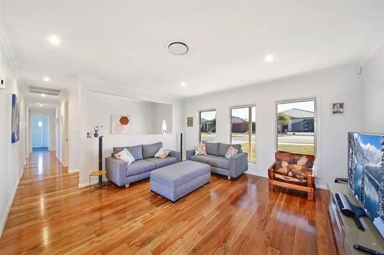 4 Collett Circuit, Appin NSW 2560