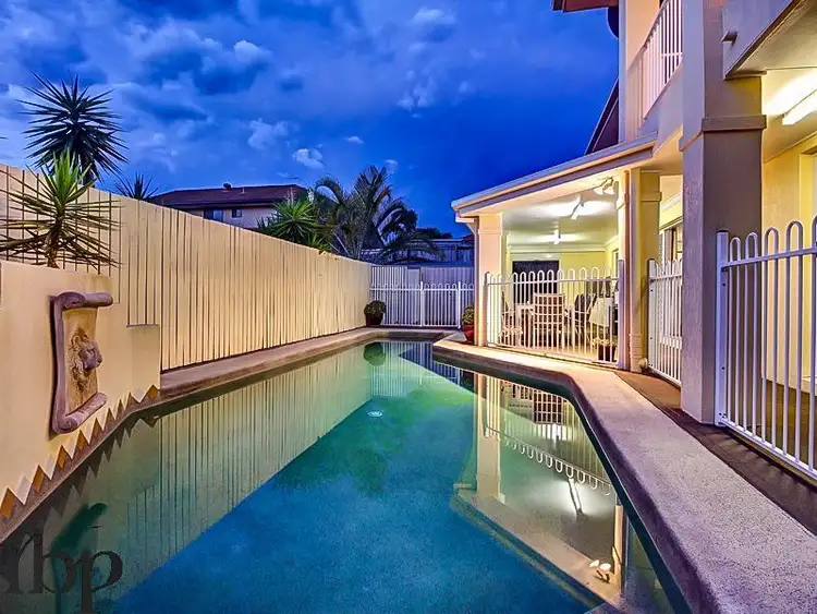 Main view of Homely house listing, 4 Arncliffe Close, Carindale QLD 4152