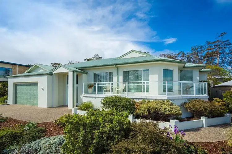 Second view of Homely house listing, 25 Camilla Court, Mirador NSW 2548
