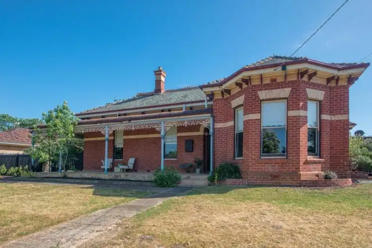 4 Dugdale Street, Bacchus Marsh VIC 3340