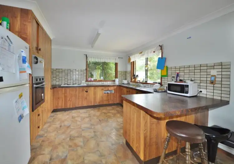 Fifth view of Homely house listing, 5 Graham Close, Macksville NSW 2447