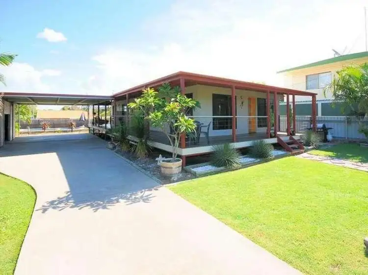 8 Mylne Court, Torquay QLD 4655