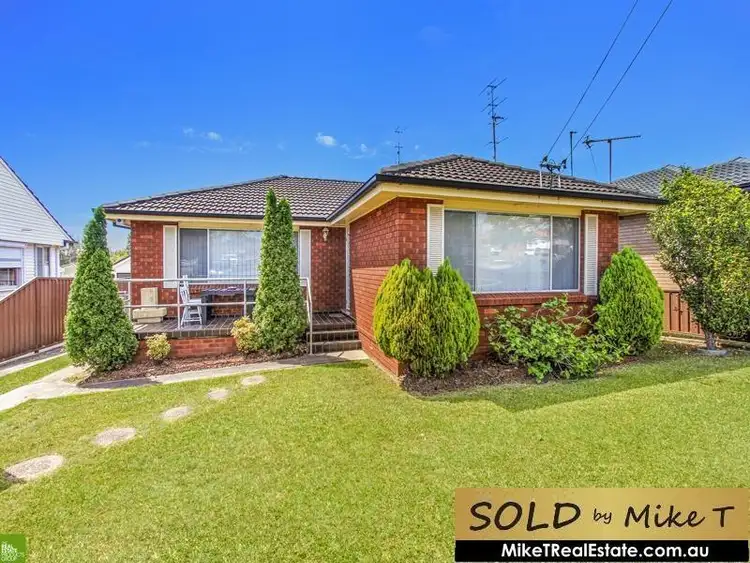 15 Sunlea Street, Dapto NSW 2530