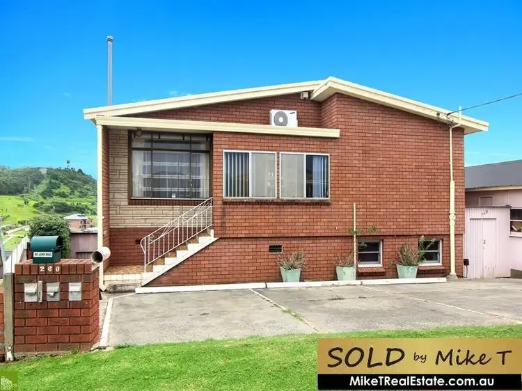 260 Flagstaff  Road, Lake Heights NSW 2502