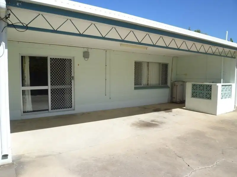 Main view of Homely unit listing, 3/7 Richmond Street, Hermit Park QLD 4812