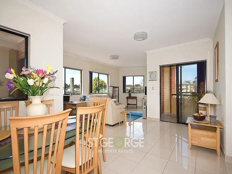 3a/568 Forest  Road, Penshurst NSW 2222