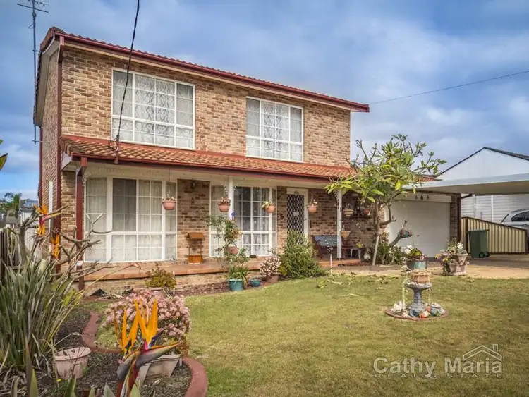 6 Essex Street, Gorokan NSW 2263