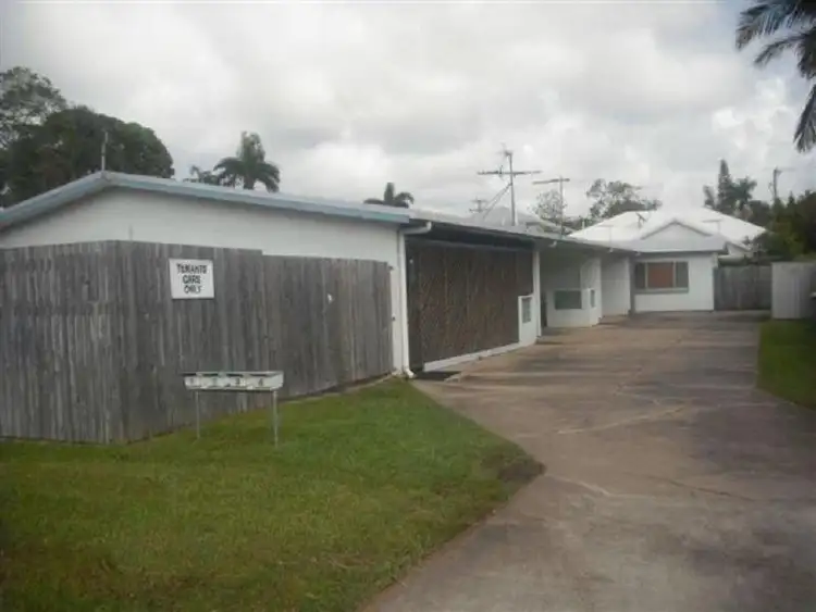 Main view of Homely unit listing, 2/7 Richmond Street, Hermit Park QLD 4812