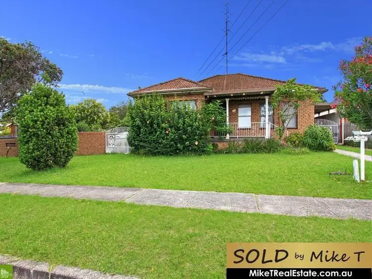 12 First Avenue, Warrawong NSW 2502