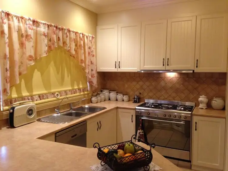 Sixth view of Homely house listing, 520 Walnut Avenue, Mildura VIC 3500