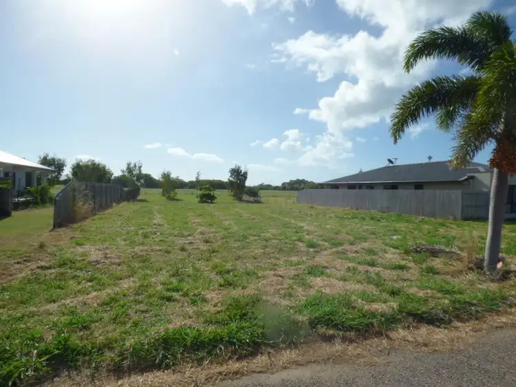 30 Lucinda Place, Bowen QLD 4805
